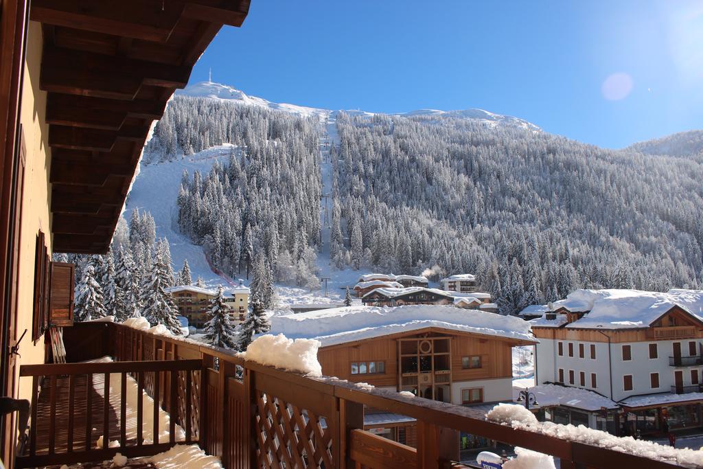 Accommodation at Hotel Savoia Palace in Madonna di Campiglio