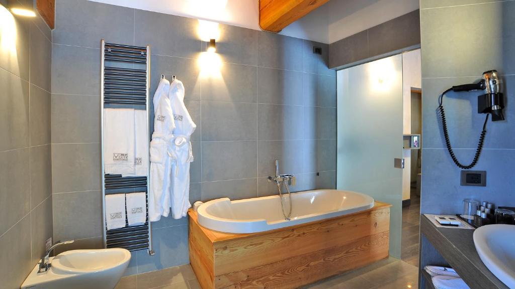 Bathroom at DV Chalet Boutique Hotel and Spa in Madonna di Campiglio