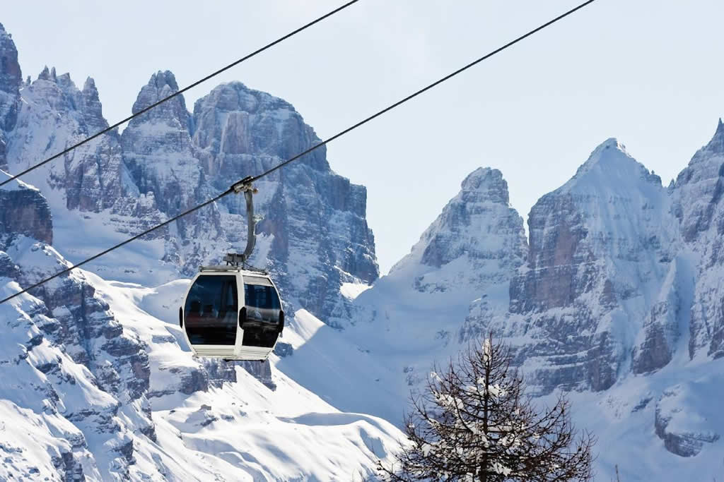 Cabin Lift in Madonna di Campiglio