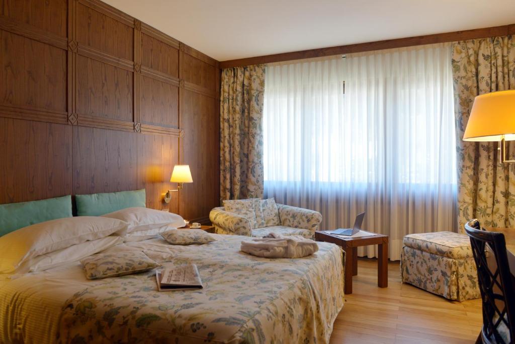 Classic Double Room at Hotel Savoia Palace in Madonna di Campiglio