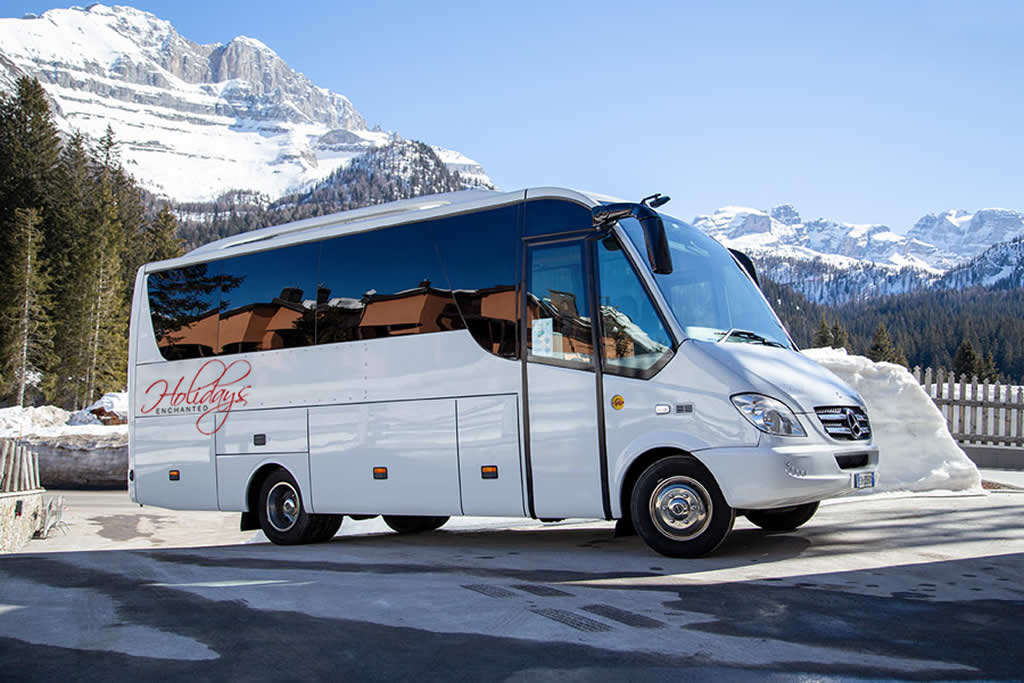 Enchanted Holidays Shuttle Bus in Madonna di Campiglio