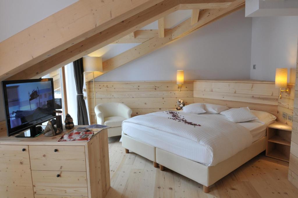 Junior Suite at Hotel Chalet Laura in Madonna di Campiglio