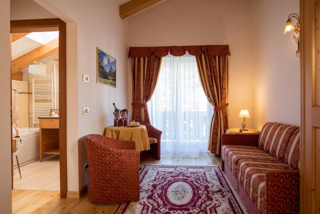 Junior Suite at Hotel Chalet all'Imperatore in Madonna di Campiglio