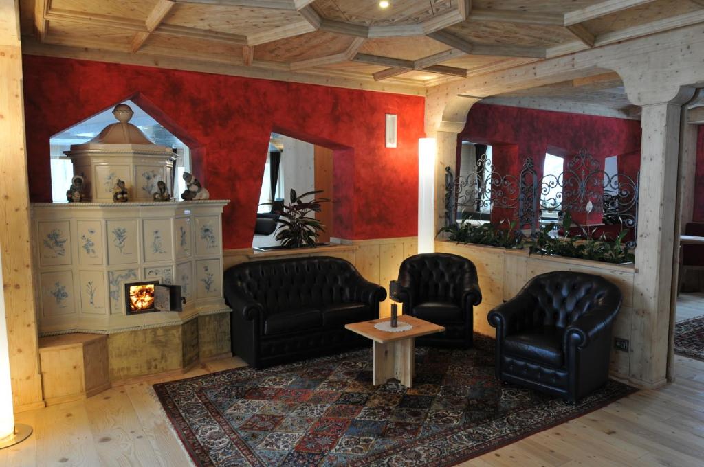 Lounge Entrance at Hotel Chalet Laura in Madonna di Campiglio