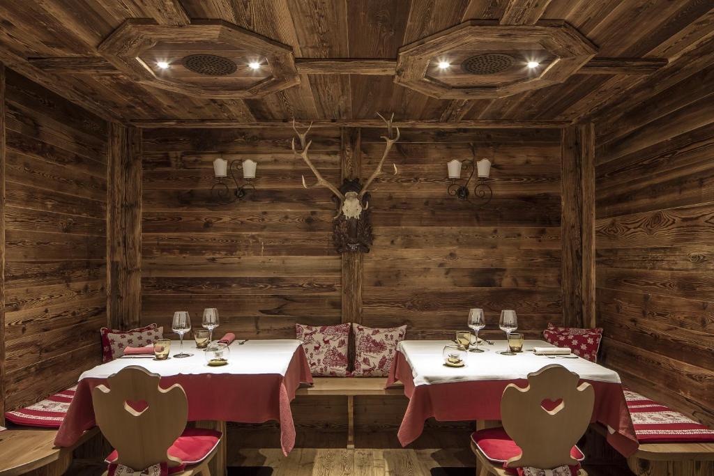 The A la Carte Restaurant at Hotel Chalet del Sogno in Madonna di Campiglio