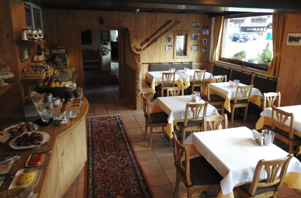 The Breakfast Room at Hotel Montana in Madonna di Campiglio