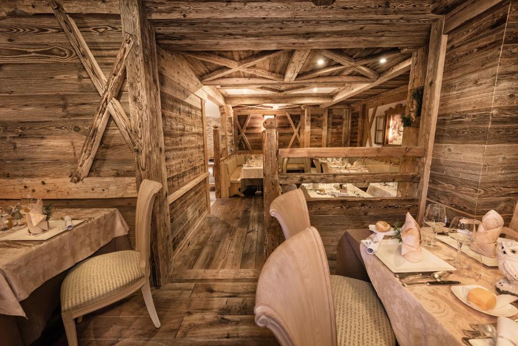 The Dining Room at Sporthotel Romantic Plaza in Madonna di Campiglio