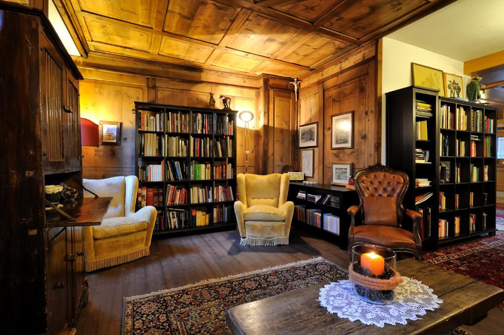 The Library Lounge at Hotel Montana in Madonna di Campiglio