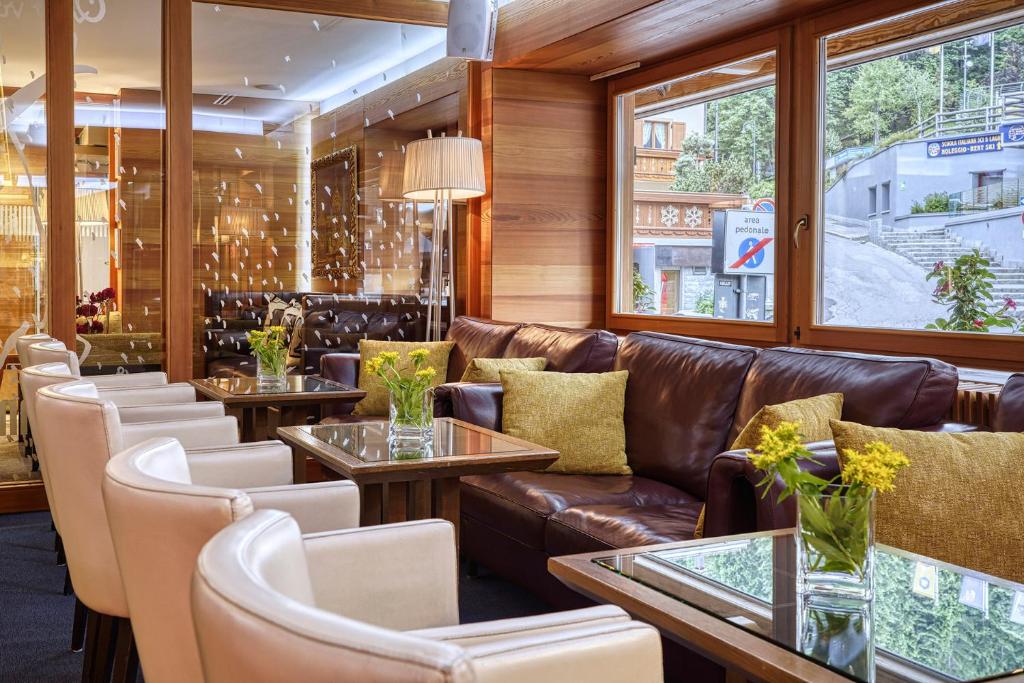 The Lounge Bar at Hotel Majestic Mountain Charme in Madonna di Campiglio