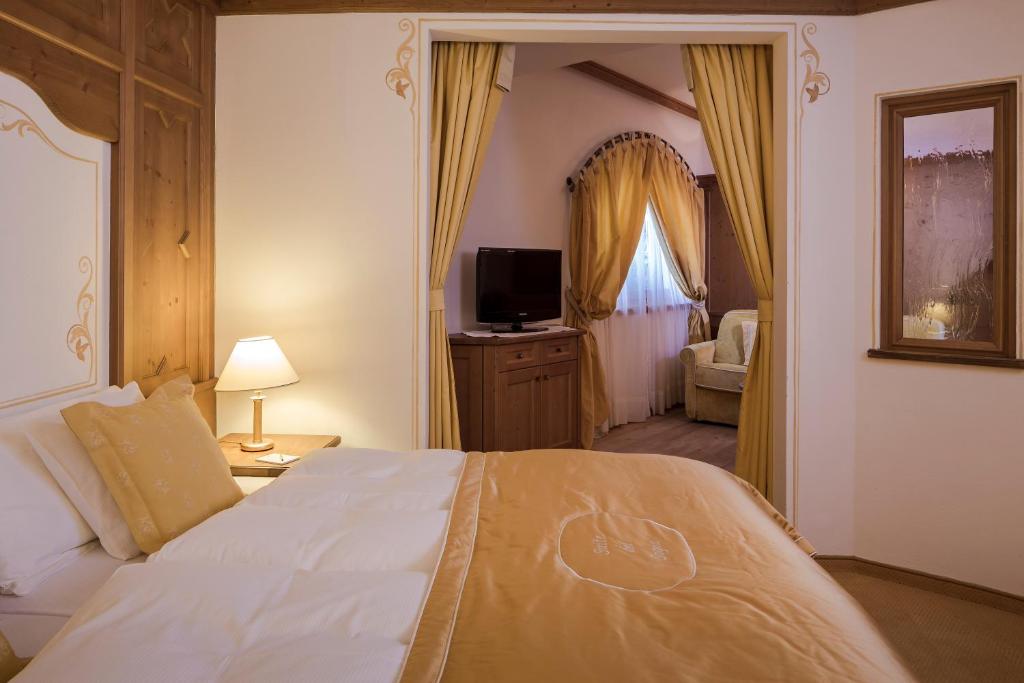 The Suites at Hotel Chalet del Sogno in Madonna di Campiglio